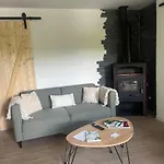 Chalet Et Etang, Exclusivement Privee *