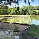 Et Etang, Exclusivement Privee Manzat