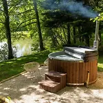Et Etang, Exclusivement Privee Chalet *