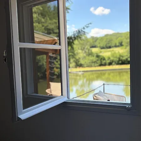 Casa de Campo L'etang Calme Manzat