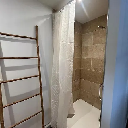 Et Etang, Exclusivement Privee Chalé