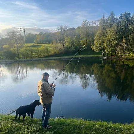 Et Etang, Exclusivement Privee