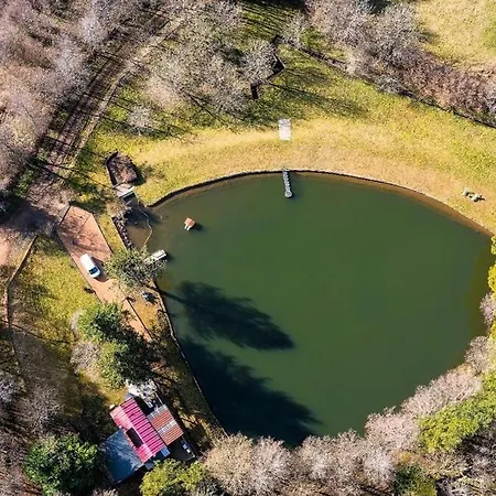 Et Etang, Exclusivement Privee