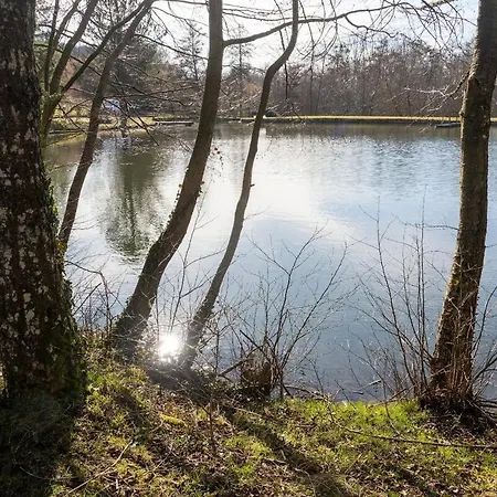 Et Etang, Exclusivement Privee * Manzat