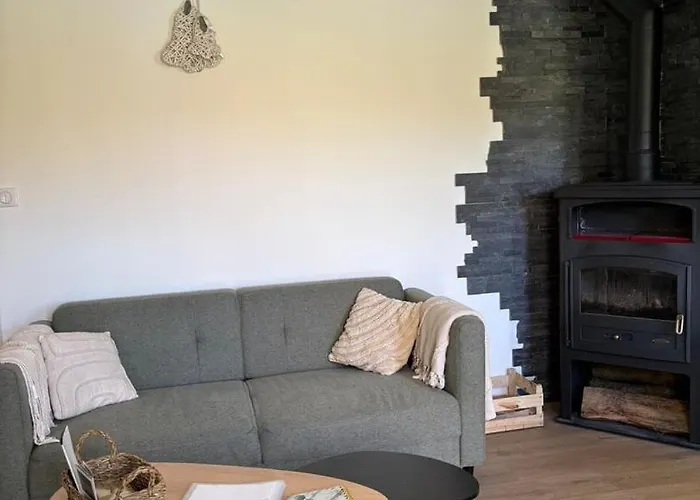 Et Etang, Exclusivement Privee