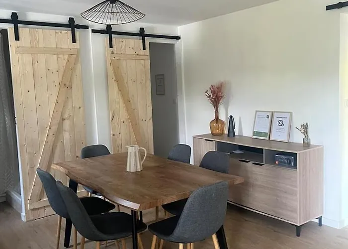 Et Etang, Exclusivement Privee Manzat