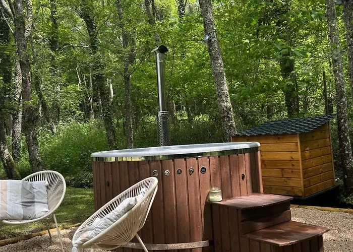 Et Etang, Exclusivement Privee Manzat